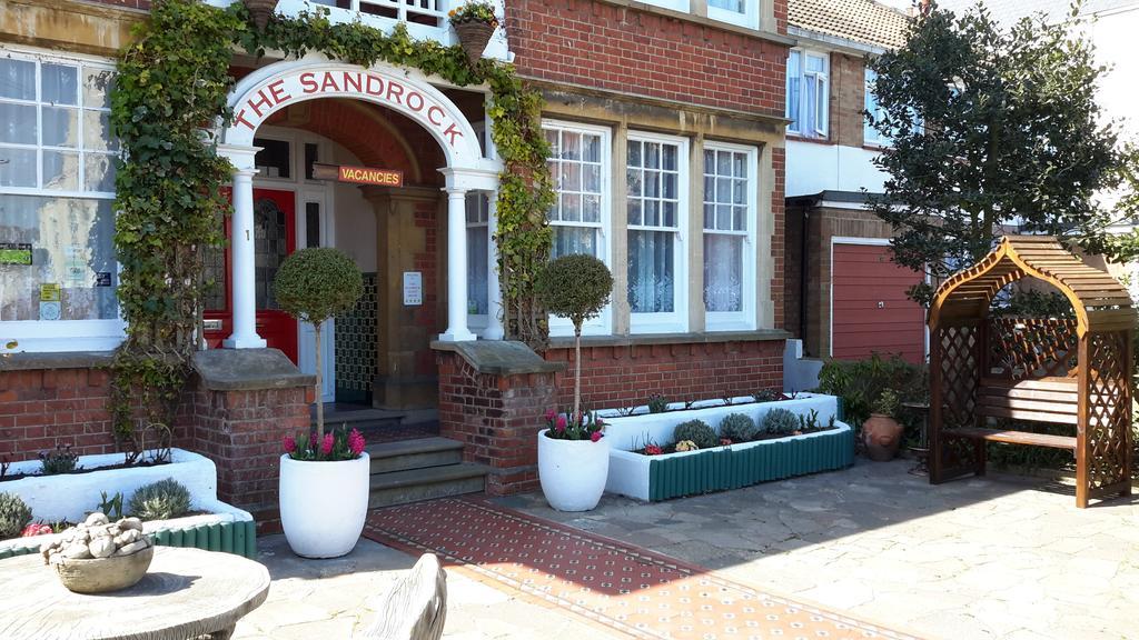The Sandrock Clacton-on-Sea Exterior photo